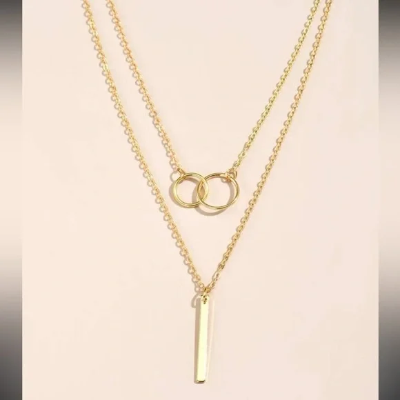 Geometric layered chain necklace with circle and bar pendants gold - Picture 3 of 9